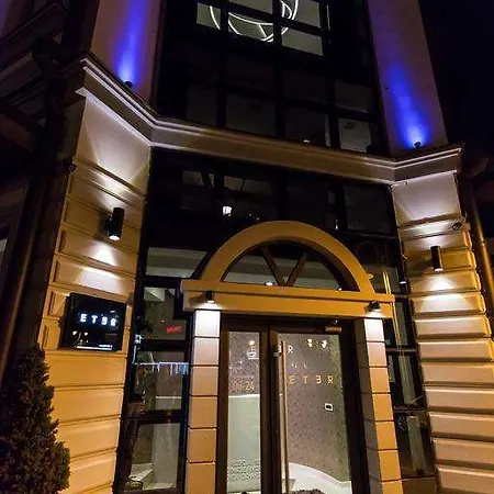加尔尼一特酒店